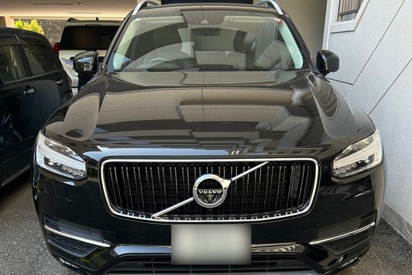 ボルボ XC90 T5 AWD モメンタム 4WD