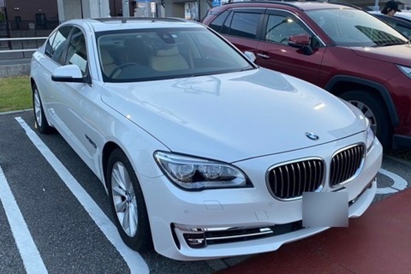 BMW 7シリーズ 740i