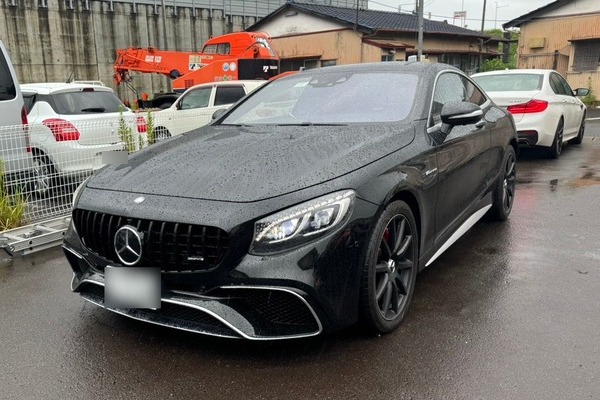 AMG Sクラスクーペ S63 4マチック エディション1 4WD