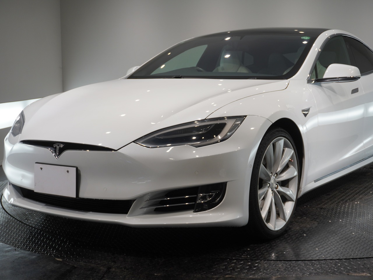 テスラ モデルS