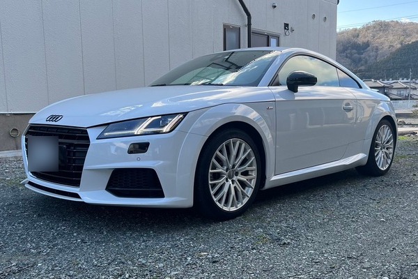 アウディ TT クーペ 1.8 TFSI Sラインパッケージ