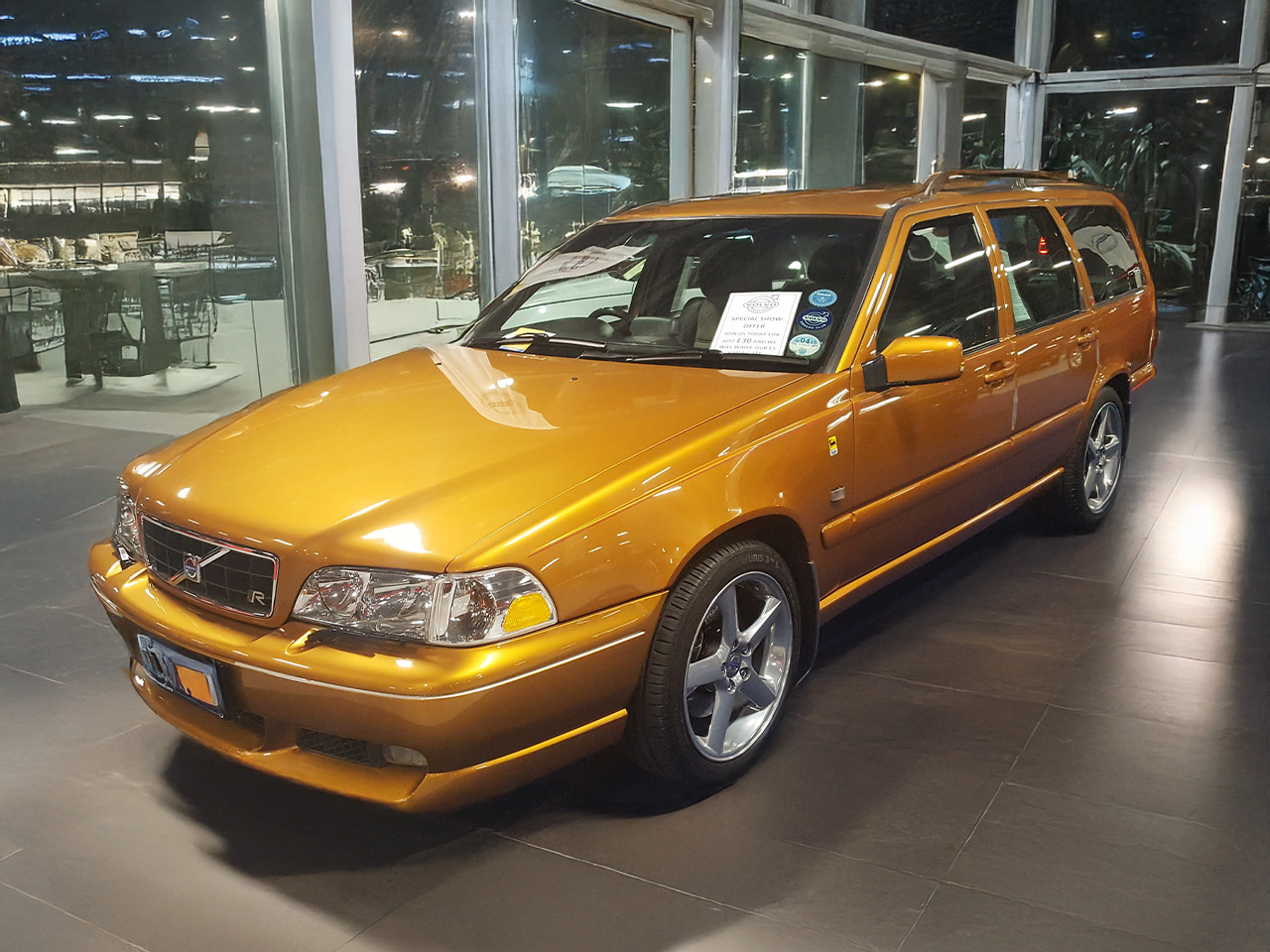 ボルボ V70