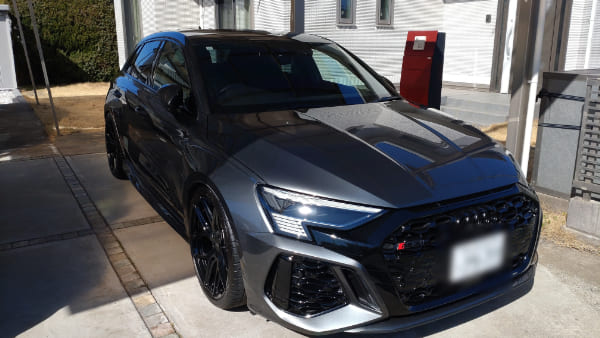 アウディ RS3