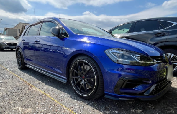 フォルクスワーゲン ゴルフ R