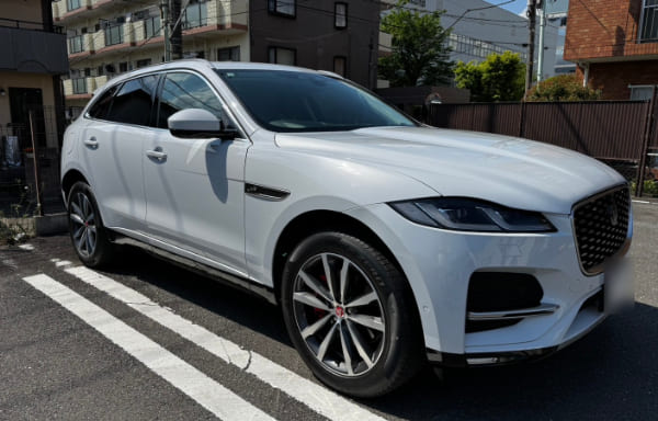 ジャガー Fペイス ピュア 2.0L P250 4WD