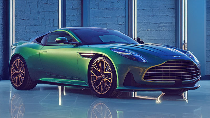 アストンマーティン DB12