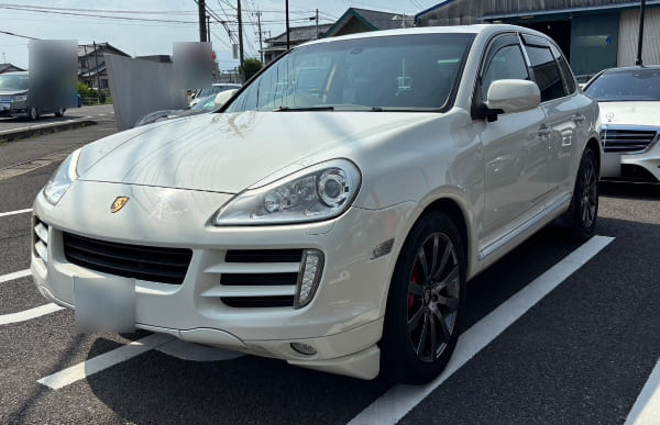 ポルシェ カイエン ベース