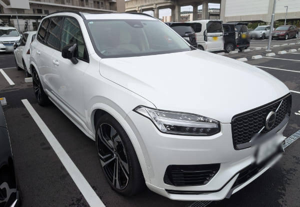 ボルボ XC90 リチャージアルティメットT8AWDプラグインハイブリッド