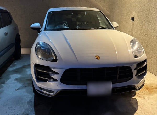 ポルシェ マカン ターボ PDK 4WD