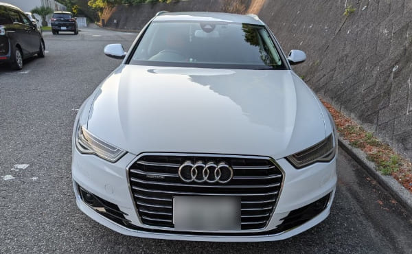 アウディ A6 アバント クアトロ