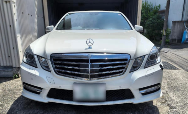 メルセデスベンツ E300 ブルーエフェシェンシーアバンギャルドリミテッド