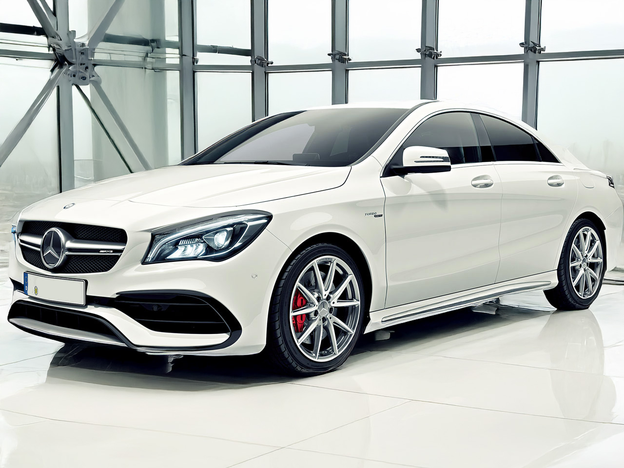メルセデスAMG CLA