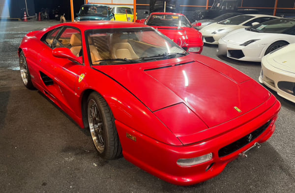 フェラーリ F355