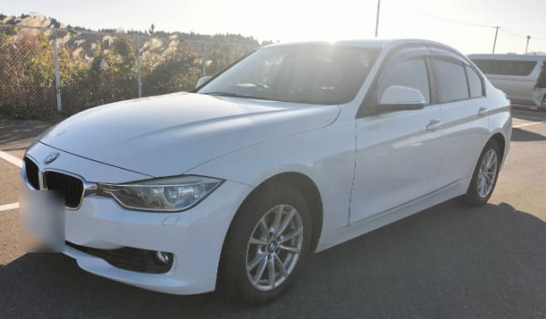 BMW 3シリーズ 320d ベース